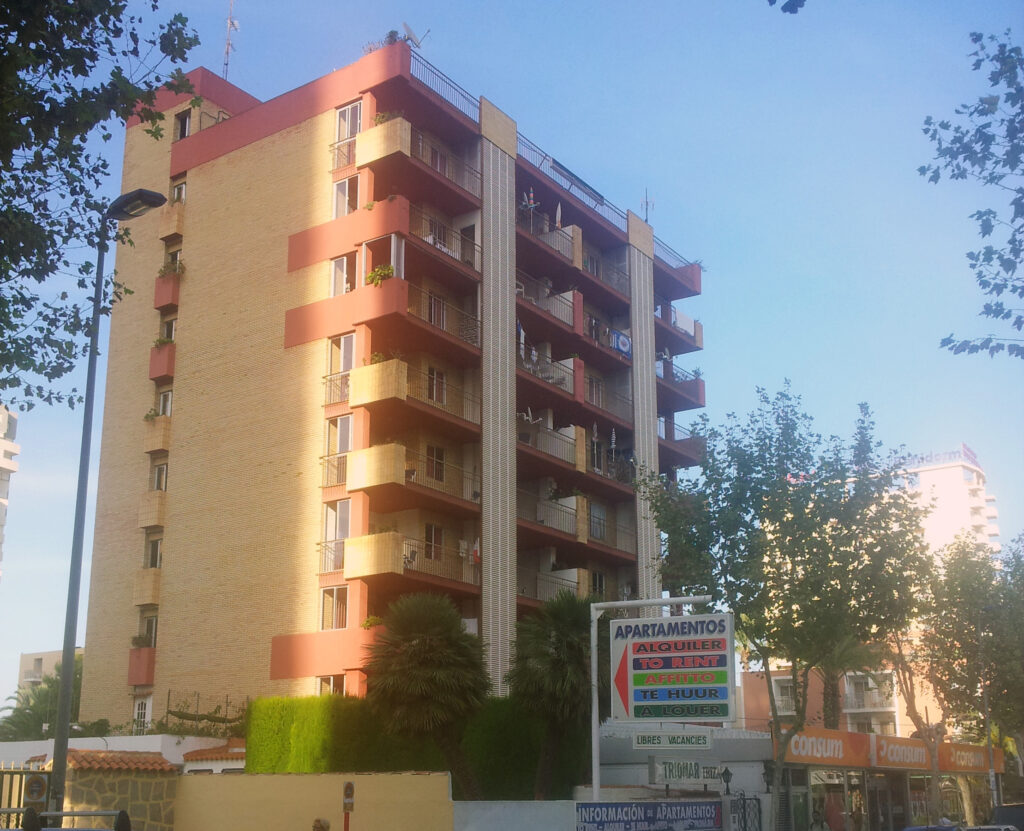Apartamentos Trimoar Ibiza Benidorm