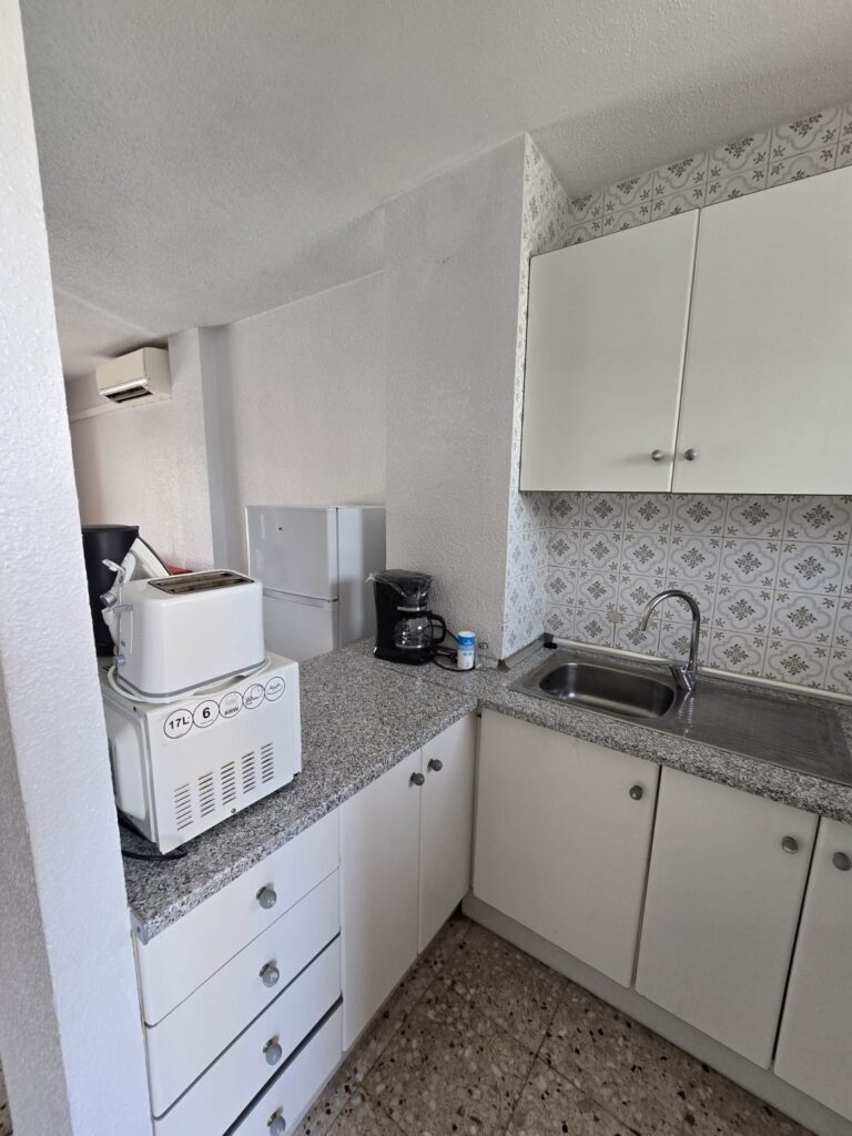 a3-kitchen-004
